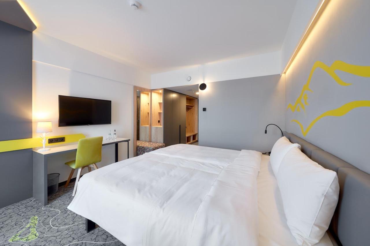 Отель Ibis Styles Новы-Тарг Экстерьер фото