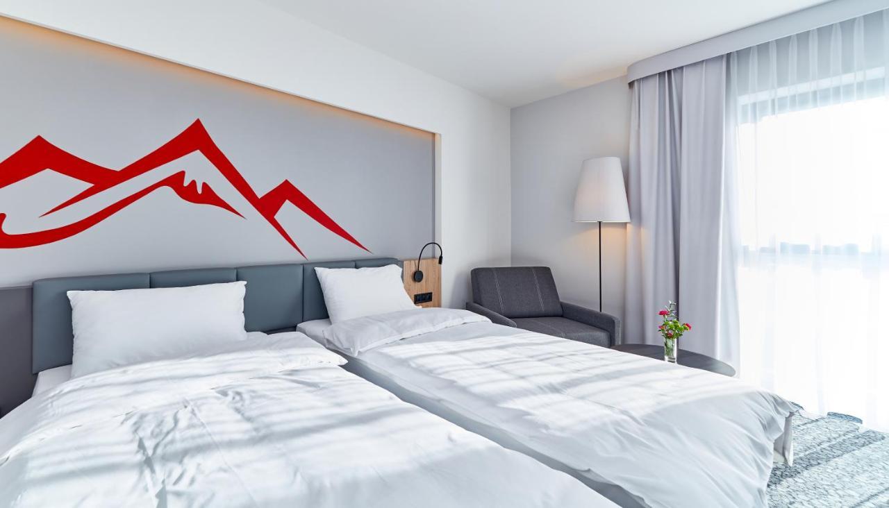 Отель Ibis Styles Новы-Тарг Экстерьер фото