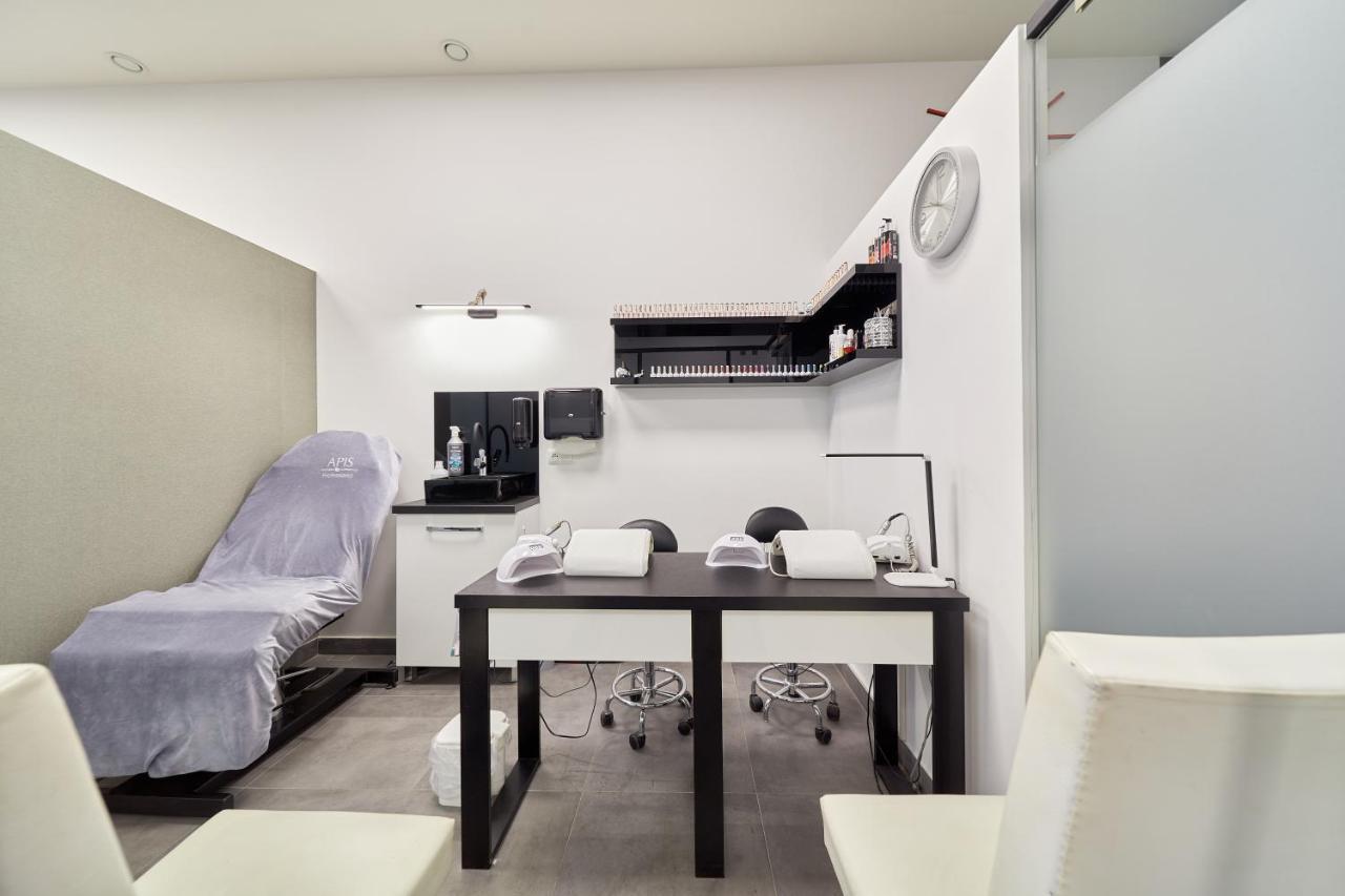 Отель Ibis Styles Новы-Тарг Экстерьер фото