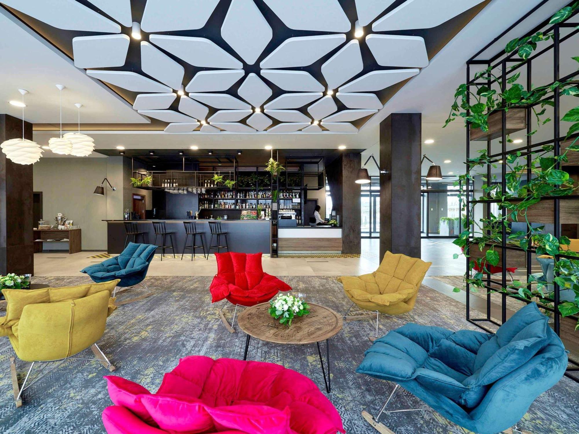 Отель Ibis Styles Новы-Тарг Экстерьер фото
