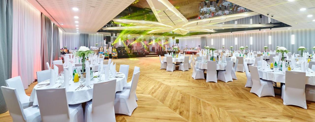Отель Ibis Styles Новы-Тарг Экстерьер фото