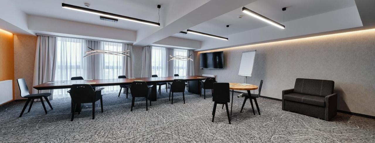 Отель Ibis Styles Новы-Тарг Экстерьер фото