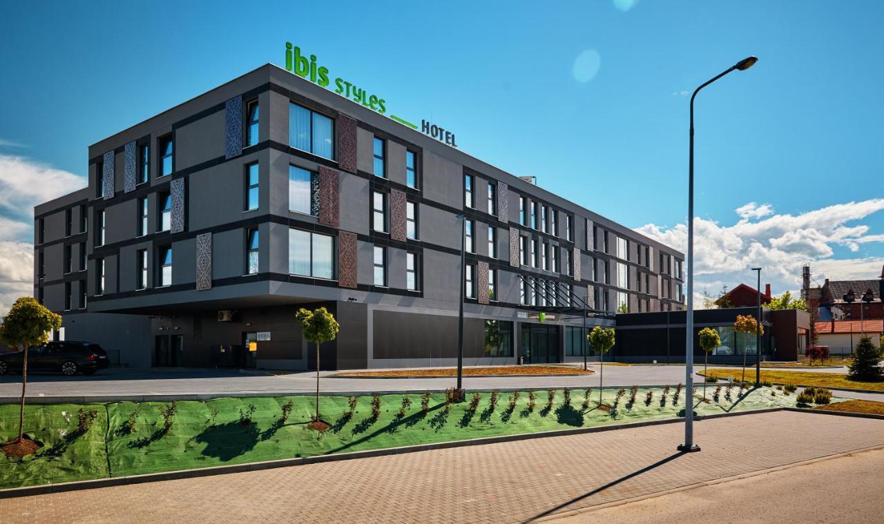 Отель Ibis Styles Новы-Тарг Экстерьер фото
